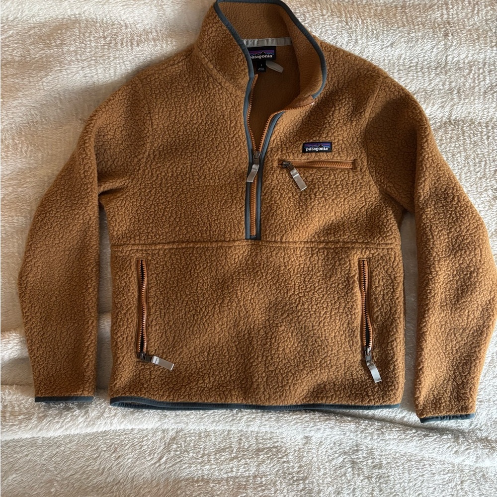 Patagonia Women’s Retro pile fleece marsupial pullover